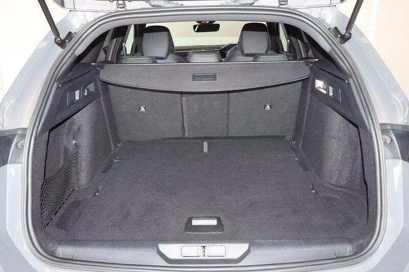 Peugeot 308 SW Sw Hybrid 136 E-dsc6 Grey #16