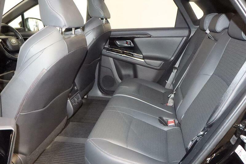 Toyota bZ4X 71.4Kwh Vision Suv Awd 11Kw Obc Silver #13