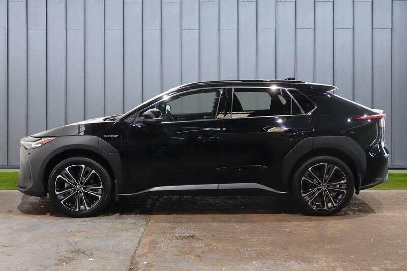 Toyota bZ4X 71.4Kwh Vision 11Kw Obc Black #6
