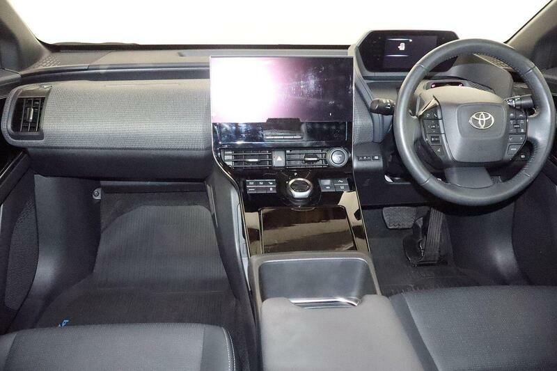 Toyota bZ4X 71.4Kwh Vision 11Kw Obc Black #2