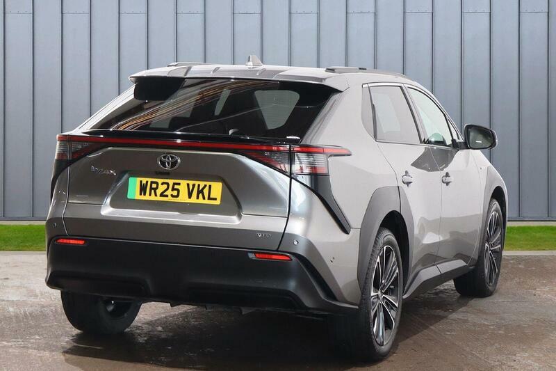 Toyota bZ4X 71.4Kwh Vision Awd 11Kw Obc Grey #4