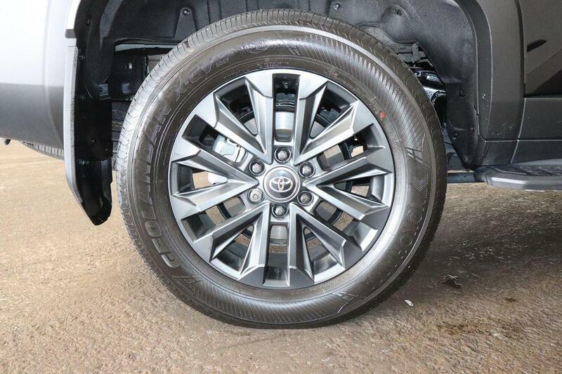 Toyota Land Cruiser 2.8 D-4d 48V 205 Invincible Pan Rf5 St Black #19