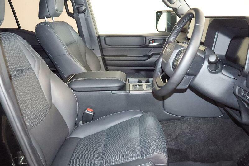 Toyota Land Cruiser 2.8 D-4d 48V 205 Invincible Pan Rf5 St Black #15