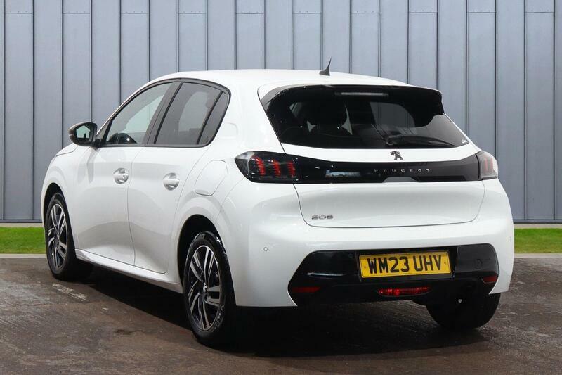 Peugeot 208 1.2 Puretech Allure Premium Eat Euro 6 Ss White #5