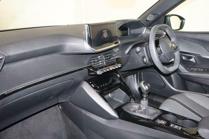 Peugeot 2008 1.2 Puretech Allure Euro 6 Ss Black #2