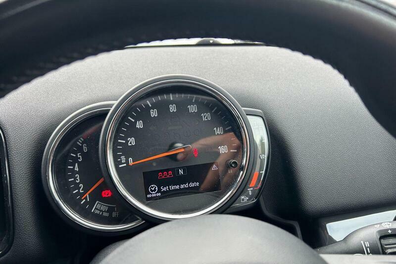Mini Countryman 1.5 Cooper Suv Euro 6 Ss 136 White #16