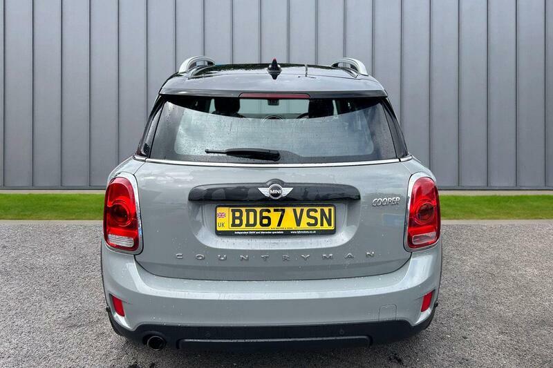 Mini Countryman 1.5 Cooper Suv Euro 6 Ss 136 White #7
