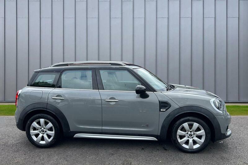 Mini Countryman 1.5 Cooper Suv Euro 6 Ss 136 White #8