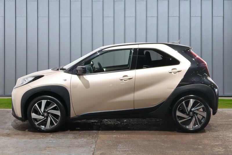 Toyota Aygo X 1.0 Vvt-i Edge X-shift Euro 6 Ss Beige #6