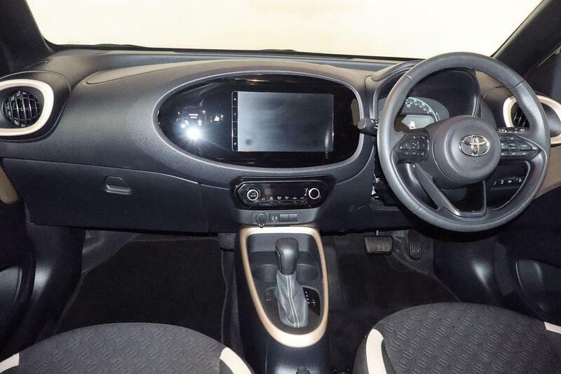 Toyota Aygo X 1.0 Vvt-i Edge Euro 6 Ss White #11