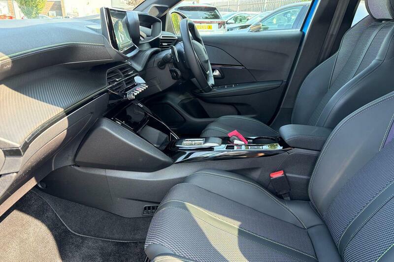 Peugeot 208 1.2 Gt E-dsc6 Euro 6 Ss Blue #2