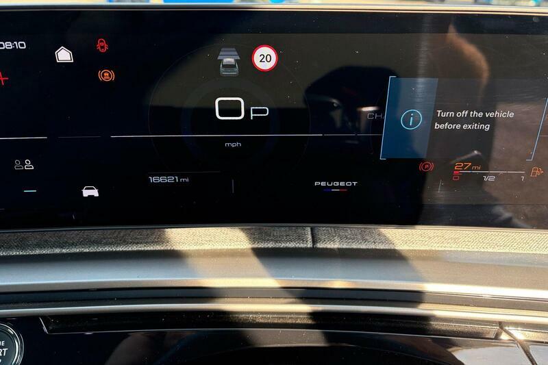 Peugeot 3008 73Kwh 210 1-Speed Blue #12