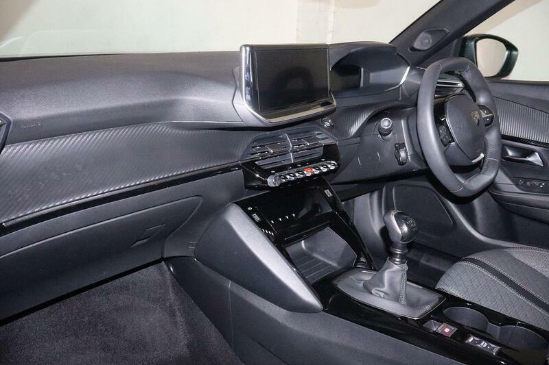 Peugeot 2008 1.2 Puretech Allure Euro 6 Ss White #2