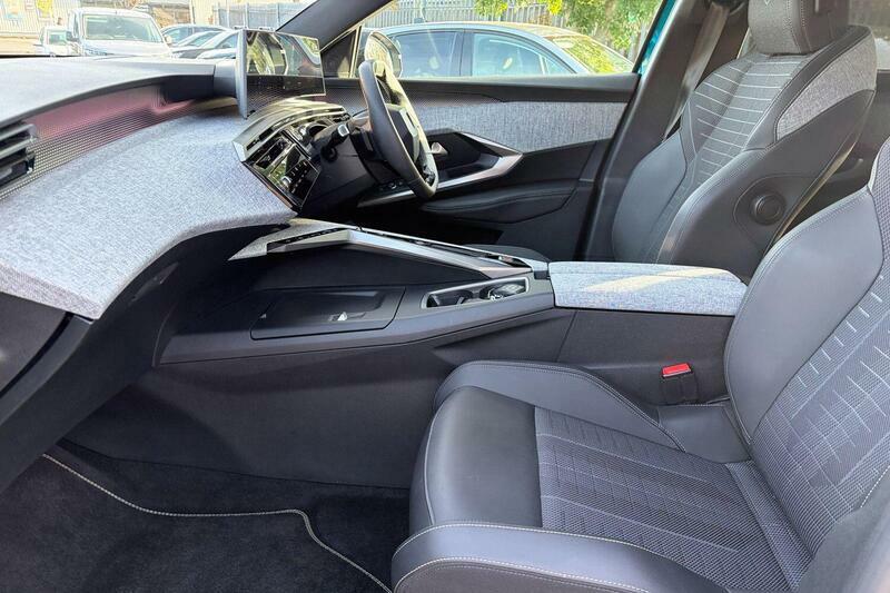 Peugeot 5008 1.2 Gt E-dsc6 Euro 6 Ss Blue #2