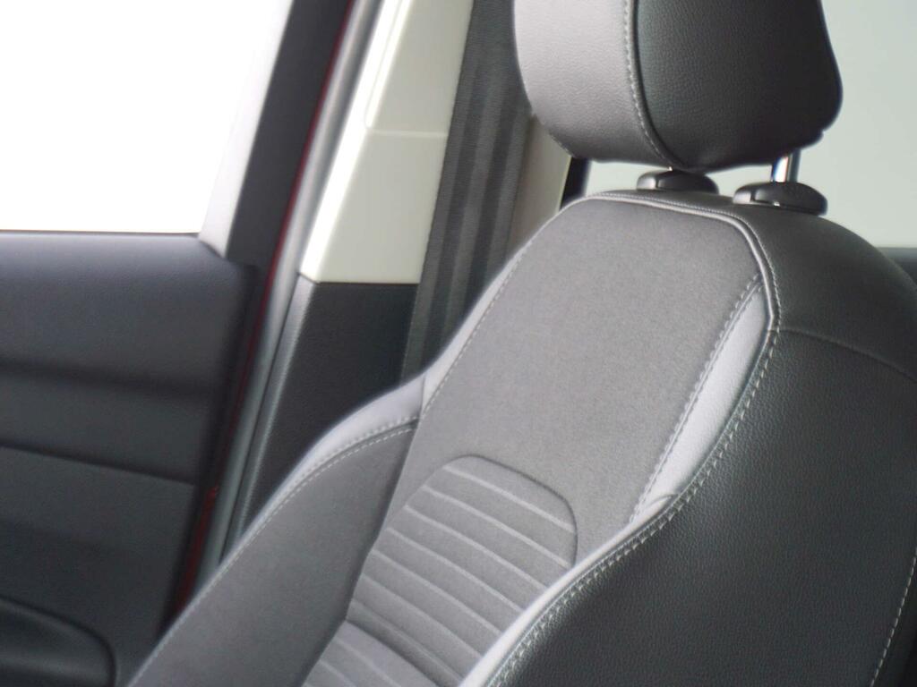 Ford Kuga 1.5 Tdci Titanium Euro 6 Ss Red #2