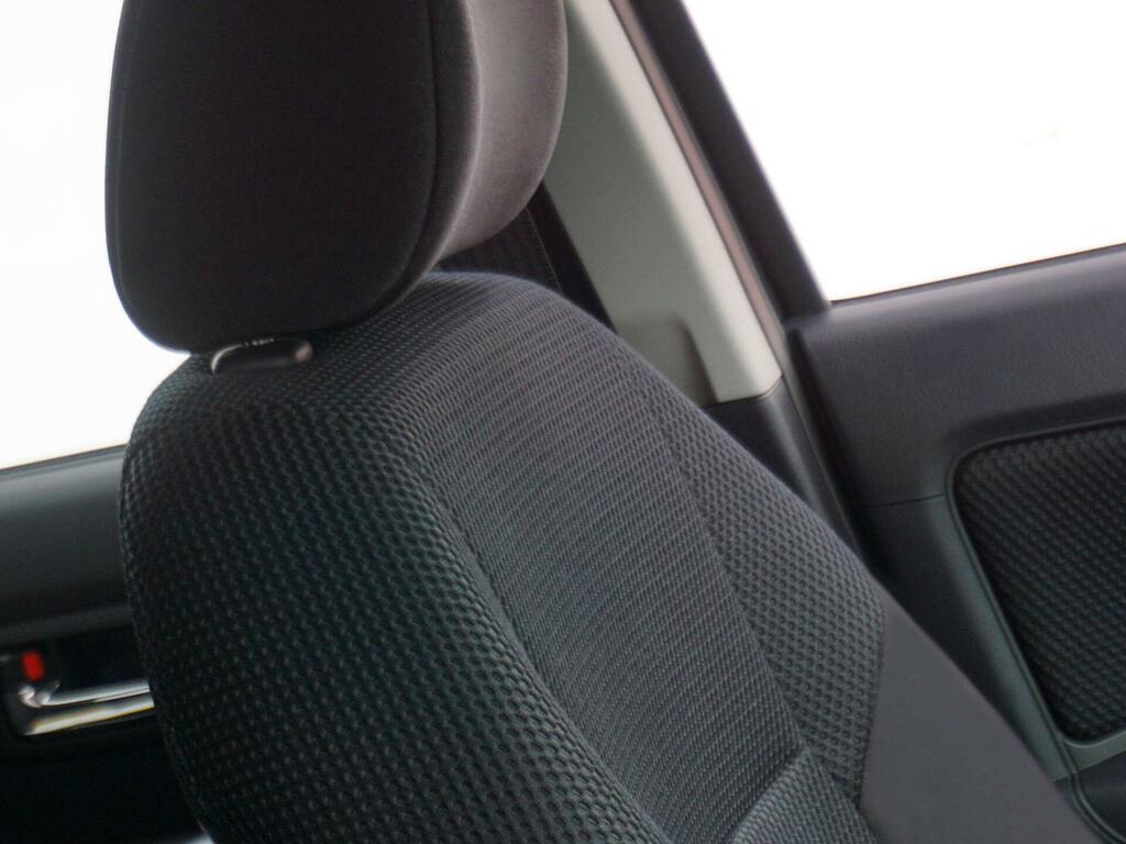 Toyota HILUX 2.5 D-4d Icon Pickup Double Cab Black #2
