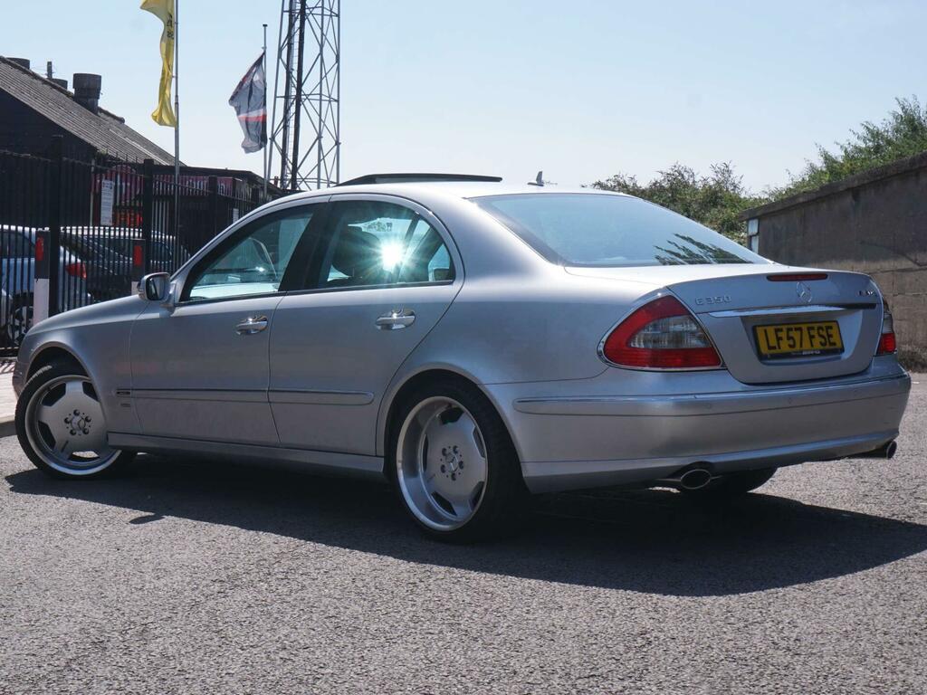 Mercedes-Benz E Class 3.5 E350 Avantgarde Saloon G-tronic Silver #4
