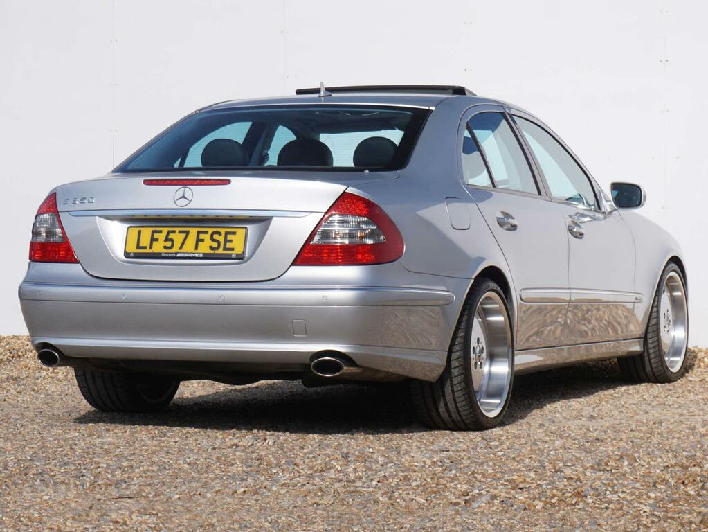 Mercedes-Benz E Class 3.5 E350 Avantgarde Saloon G-tronic Silver #6