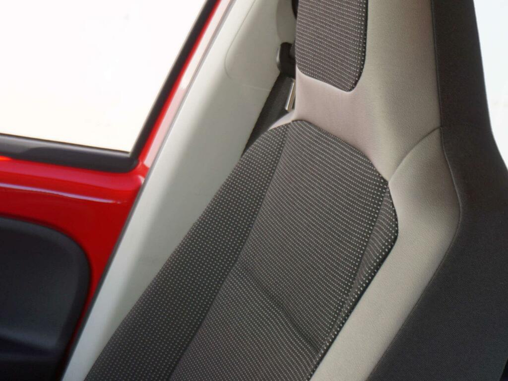 Volkswagen Up High Up Red #2