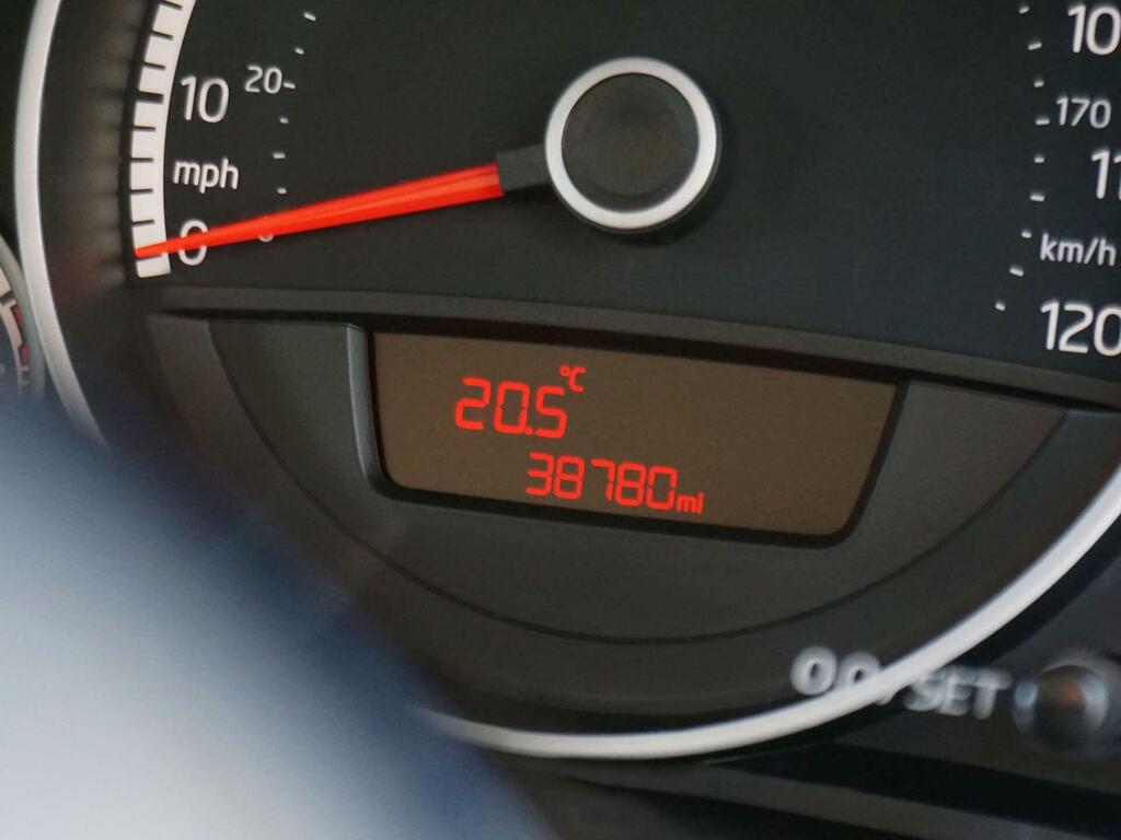 Volkswagen Up High Up Red #3