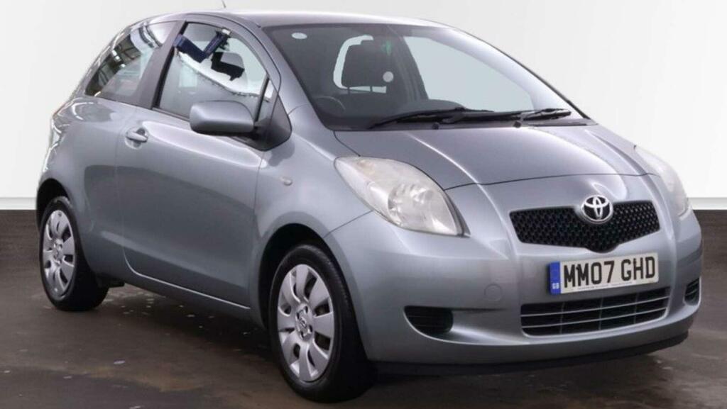 Toyota Yaris T3 Silver