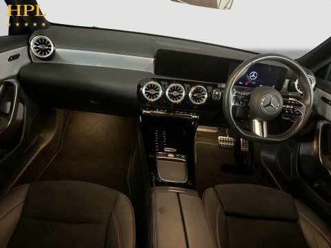 Mercedes-Benz A Class 1.3 A200 Amg Line Premium Hatchback 7 Black #18
