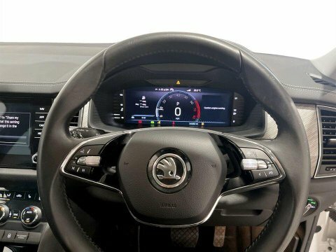 Skoda Kodiaq Suv White #13