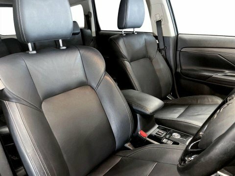 Mitsubishi Outlander 2.0 Exceed 7 Seater 4X4 4Wd 150 Bhp Red #11