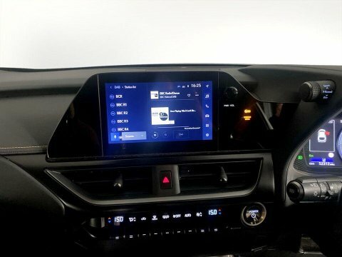Lexus UX 300E 150Kw 54.3 Kwh E-cvt Takumi Pack Black #17