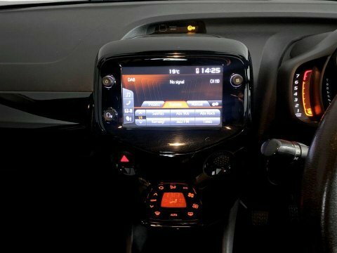 Peugeot 108 1.0 72 Allure Blue #17
