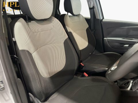 Renault Captur Suv 1.5 Dci Energy Iconic Euro 6 Ss 20191 Silver #11