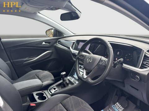 Vauxhall Grandland Diesel Black #12