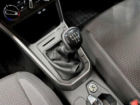 Volkswagen Polo 1.0 Tsi Match Grey #17