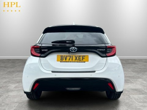 Toyota Yaris 2021 71 1.5 White #6