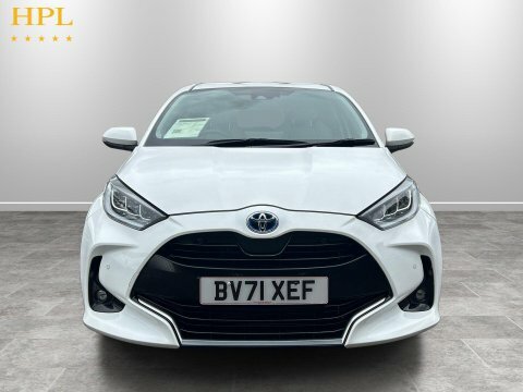 Toyota Yaris 2021 71 1.5 White #2