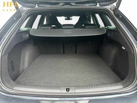Cupra Leon Hatchback Black #21