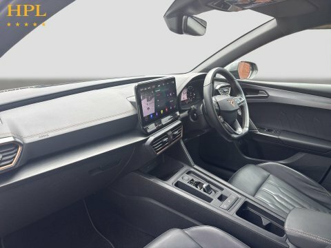Cupra Leon Hatchback Black #15