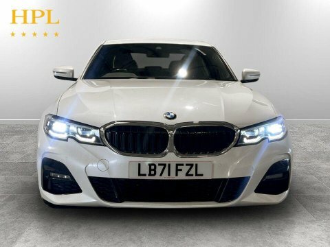BMW 3 Series 320I M Sport Touring White #2