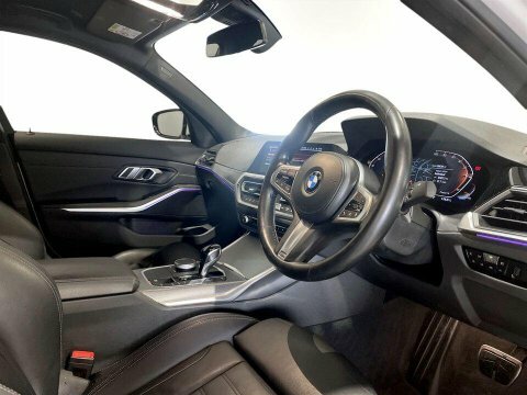 BMW 3 Series 320I M Sport Touring White #12