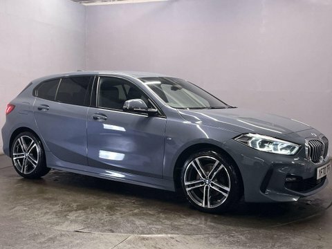 BMW 1 Series 118I M Sport Black #2