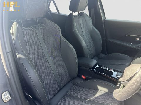 Peugeot 2008 1.5 Bluehdi 110 Gt #11