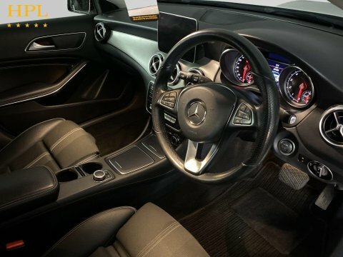 Mercedes-Benz GLA Class Mercedes Benz Gla 1.6 Gla180 Amg Line Edition ... Red #12