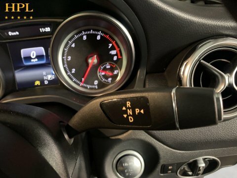 Mercedes-Benz GLA Class Mercedes Benz Gla 1.6 Gla180 Amg Line Edition ... Red #16
