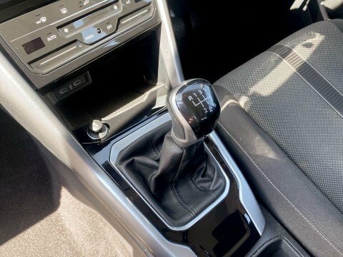 Volkswagen T-Roc 2.0 Tdi 150 Evo R-line 150 Ps White #17