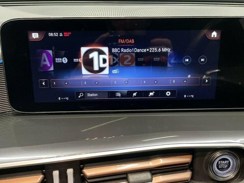 Mercedes-Benz EQC 2020 Eqc 400 80Kwh Amg Line Premium Suv Elec Black #28
