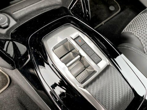 Peugeot e-2008 54Kwh Gt 7Kw Charger Grey #17