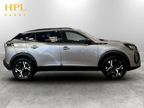 Peugeot e-2008 50Kwh Allure Suv 136 Ps Black #8