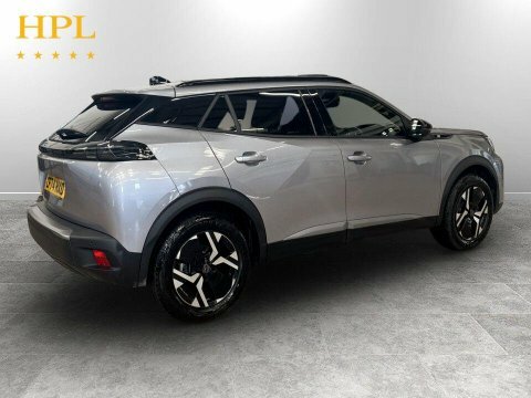 Peugeot e-2008 50Kwh Allure Suv 136 Ps Black #7