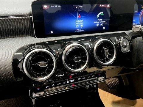 Mercedes-Benz A Class 1.6 A200 Amg Sport 7G-dct Euro 6 Ss Black #18