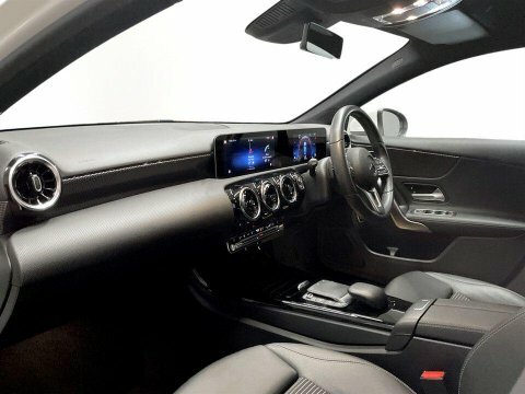 Mercedes-Benz A Class 1.6 A200 Amg Sport 7G-dct Euro 6 Ss Black #15